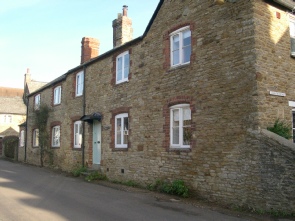 Image of the village of Newbottle cum Charlton. 