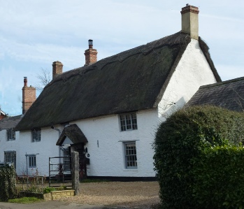 Thatched cottage in Hartwell.